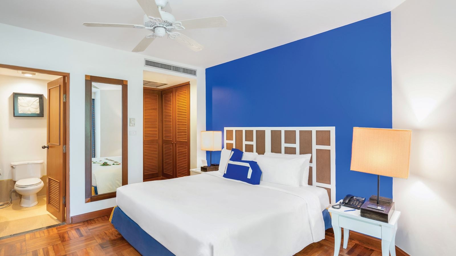 rooms-premier-golf-view-suite--king