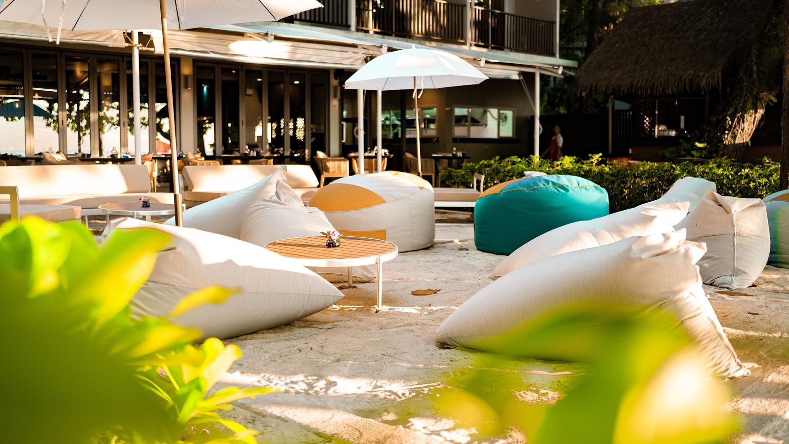 bars-beach-bar