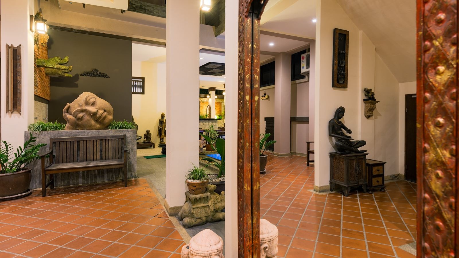 general-main-building