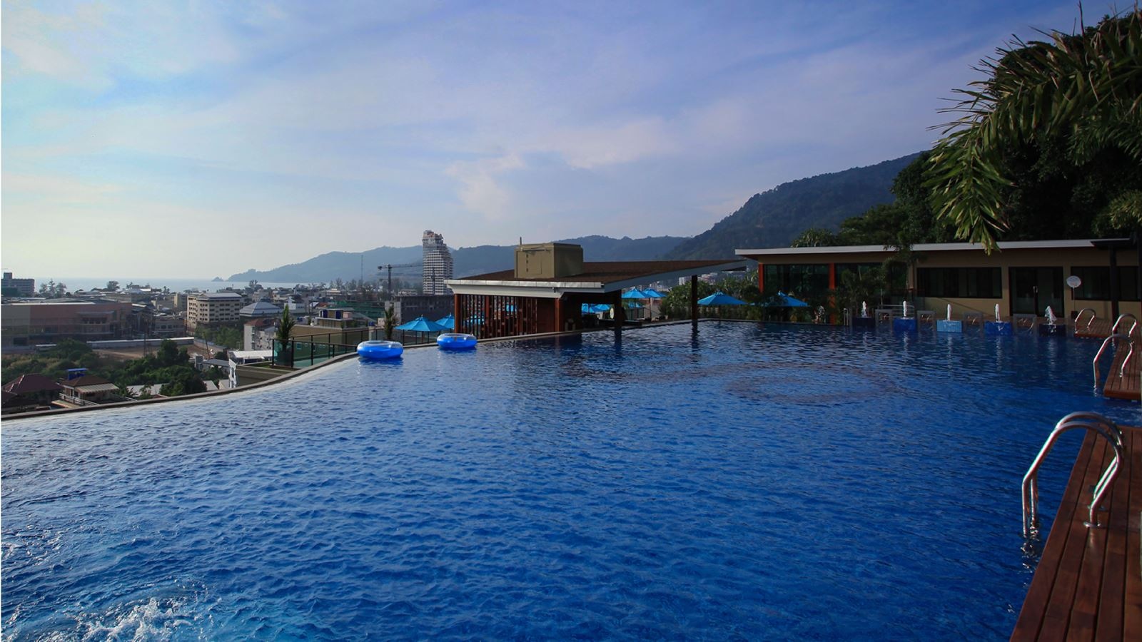 pools-outdoor-pool