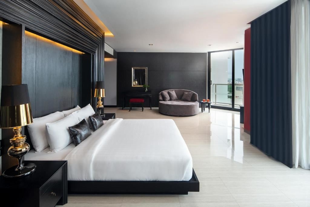 rooms-corner-suite