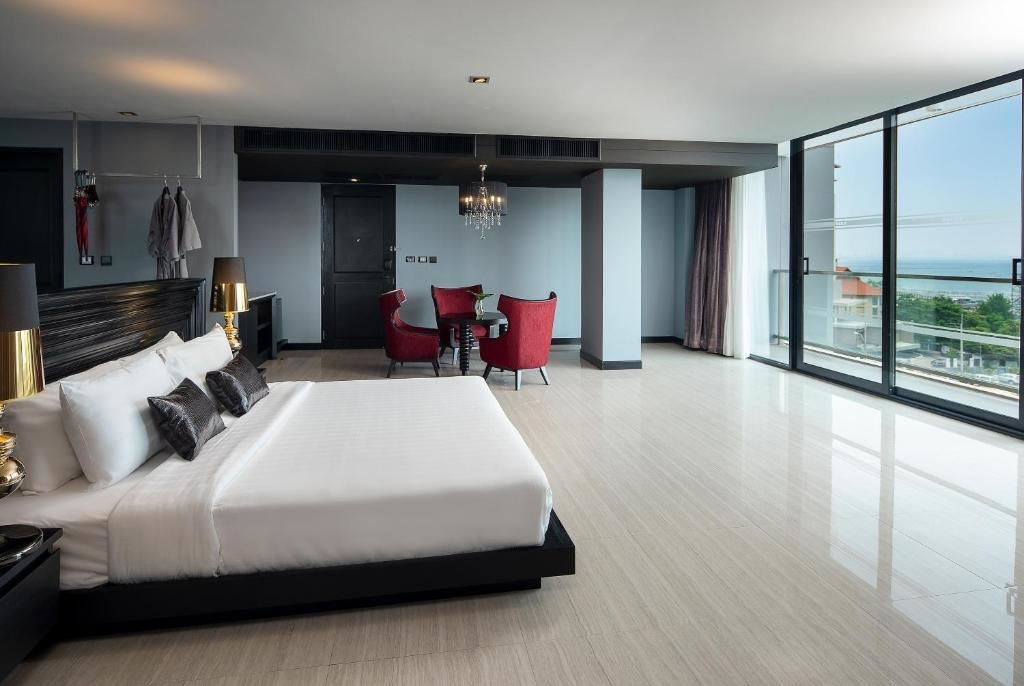 rooms-royal-suite