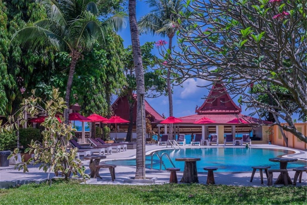 pools-outdoor-pool