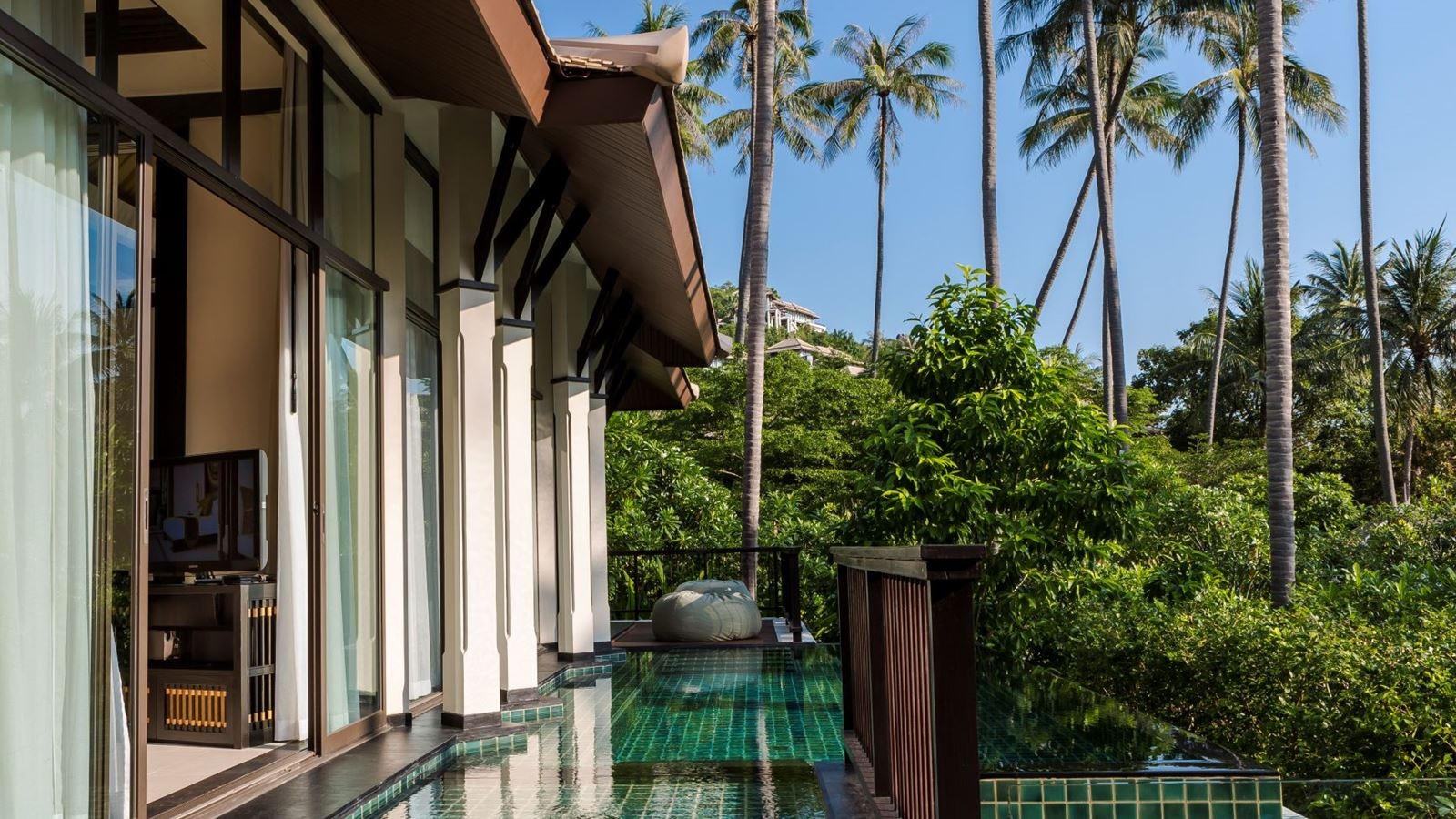 rooms-deluxe-pool-villa