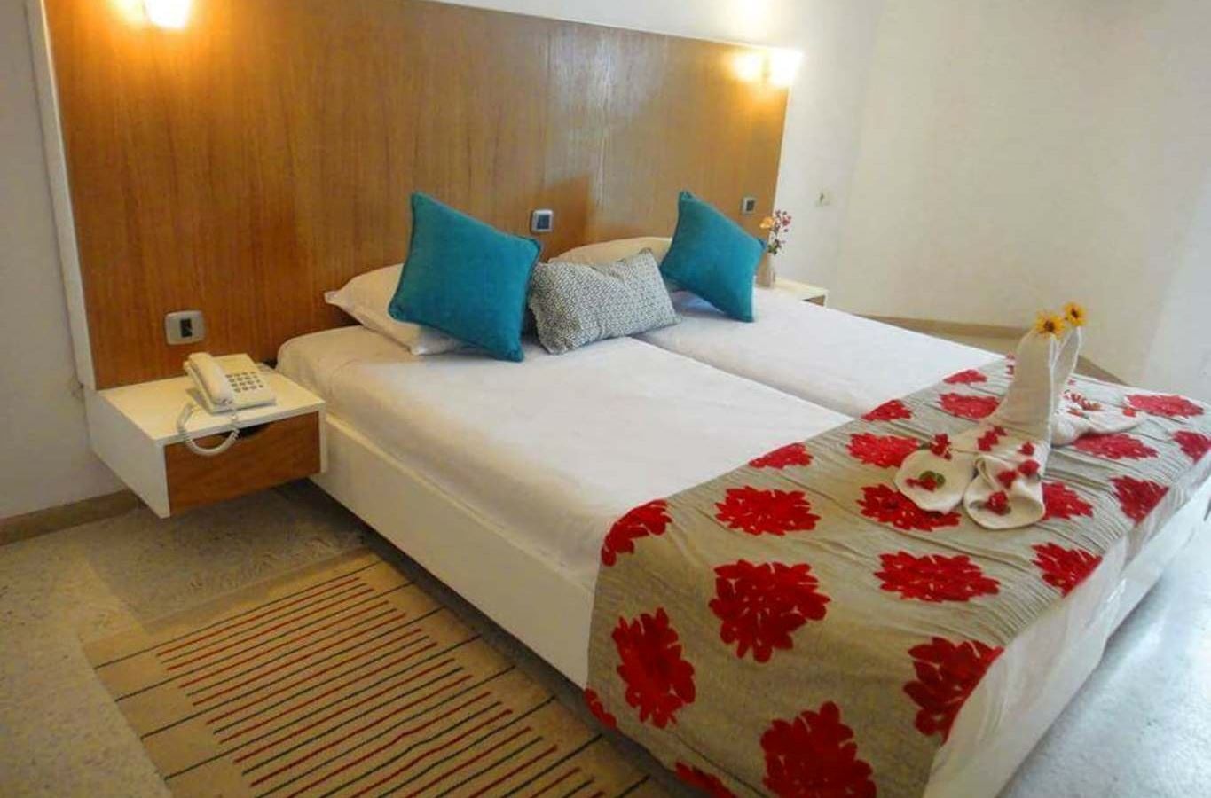 rooms-standard-room