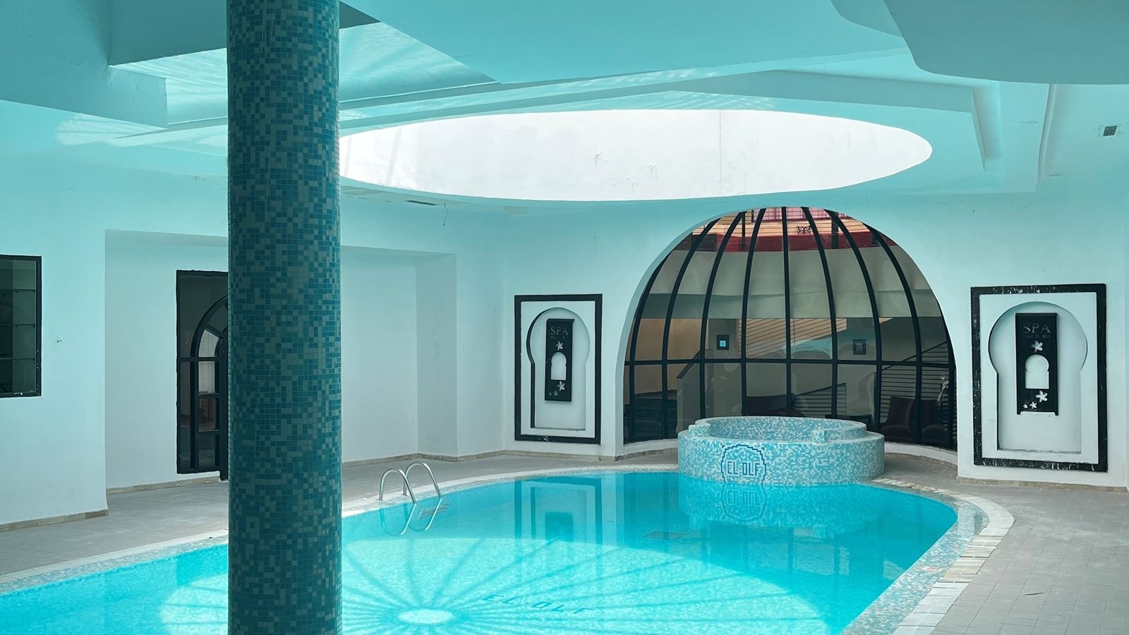 pools-indoor-pool