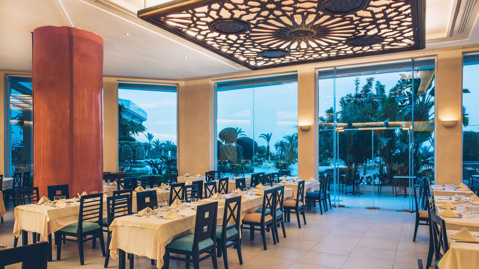 restaurants-main-restaurant