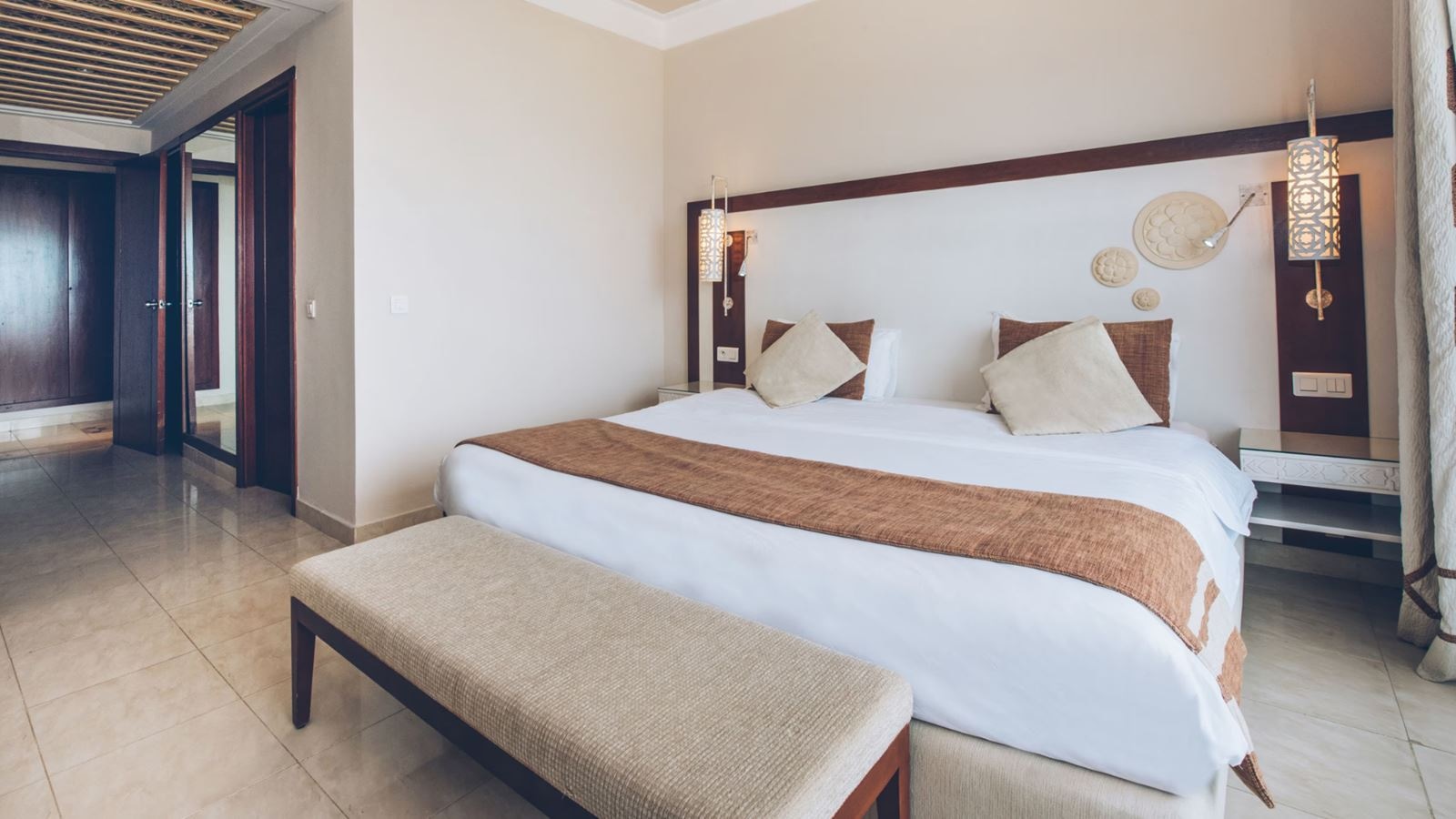 rooms-room-family-sea-view