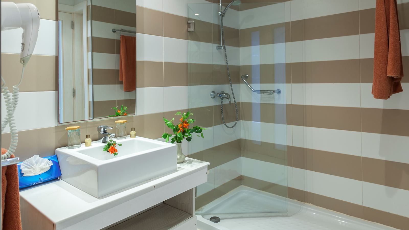 rooms-standard-garden-view-room