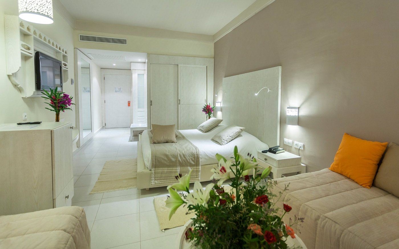 rooms-quadruple-standard-garden-view-room