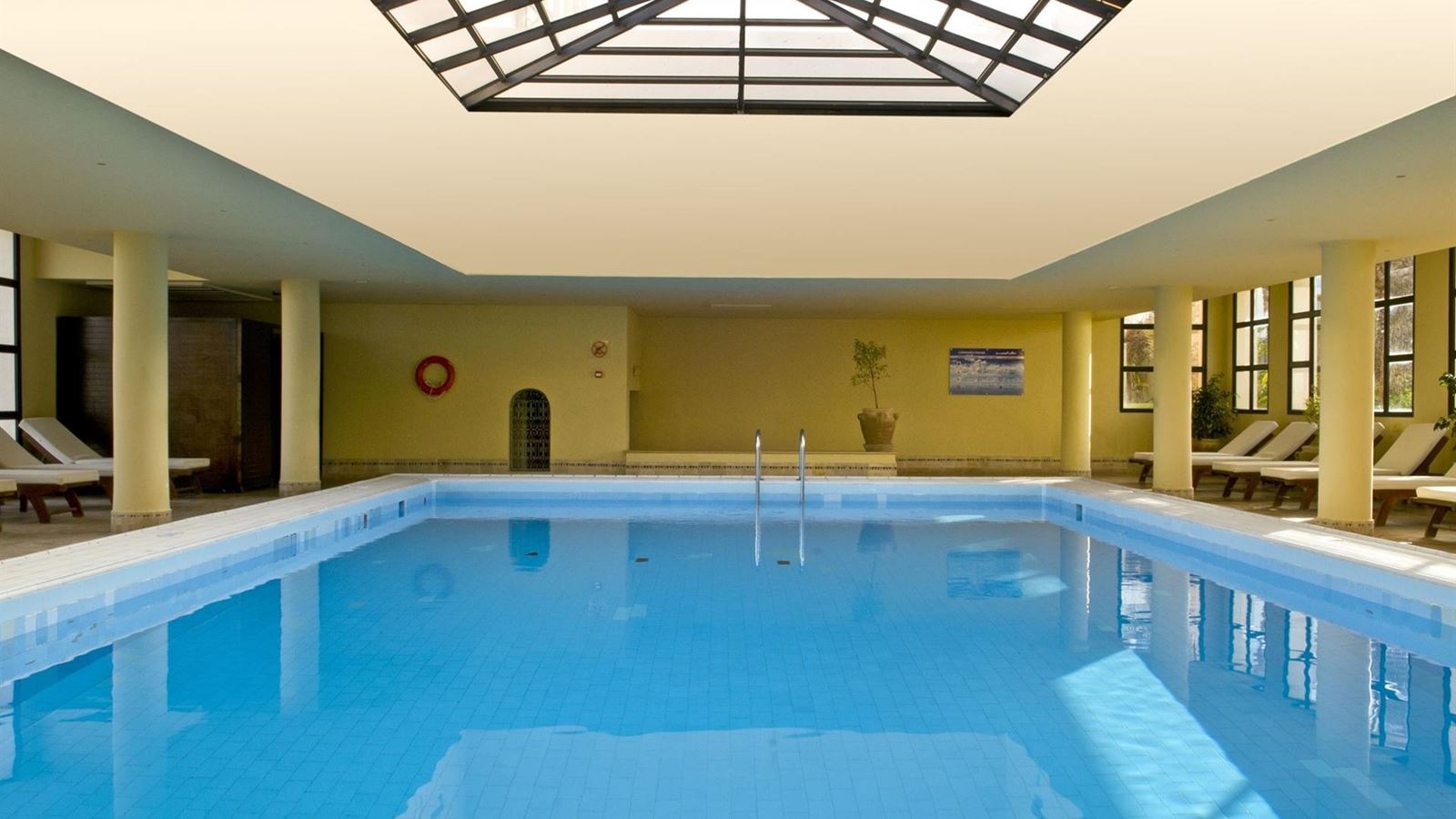 pools-indoor-pool