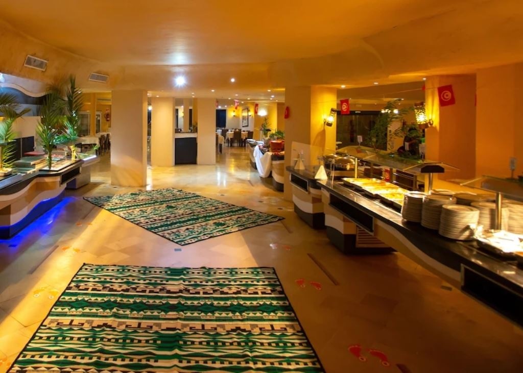 restaurants-restaurants