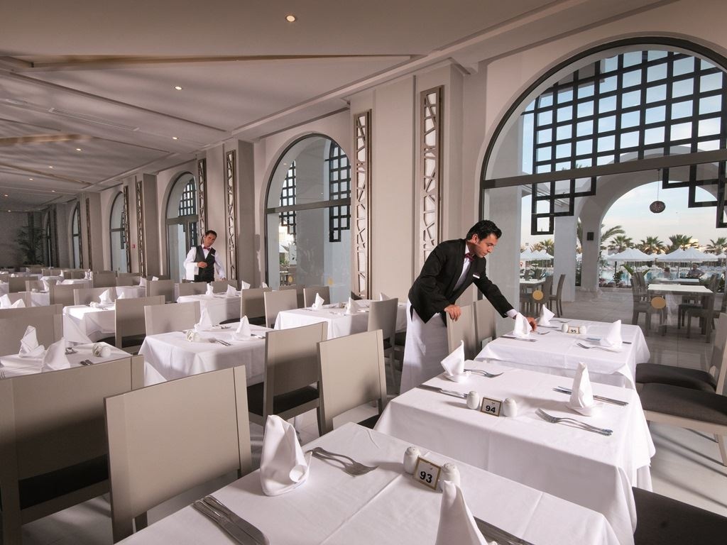 restaurants-restaurants