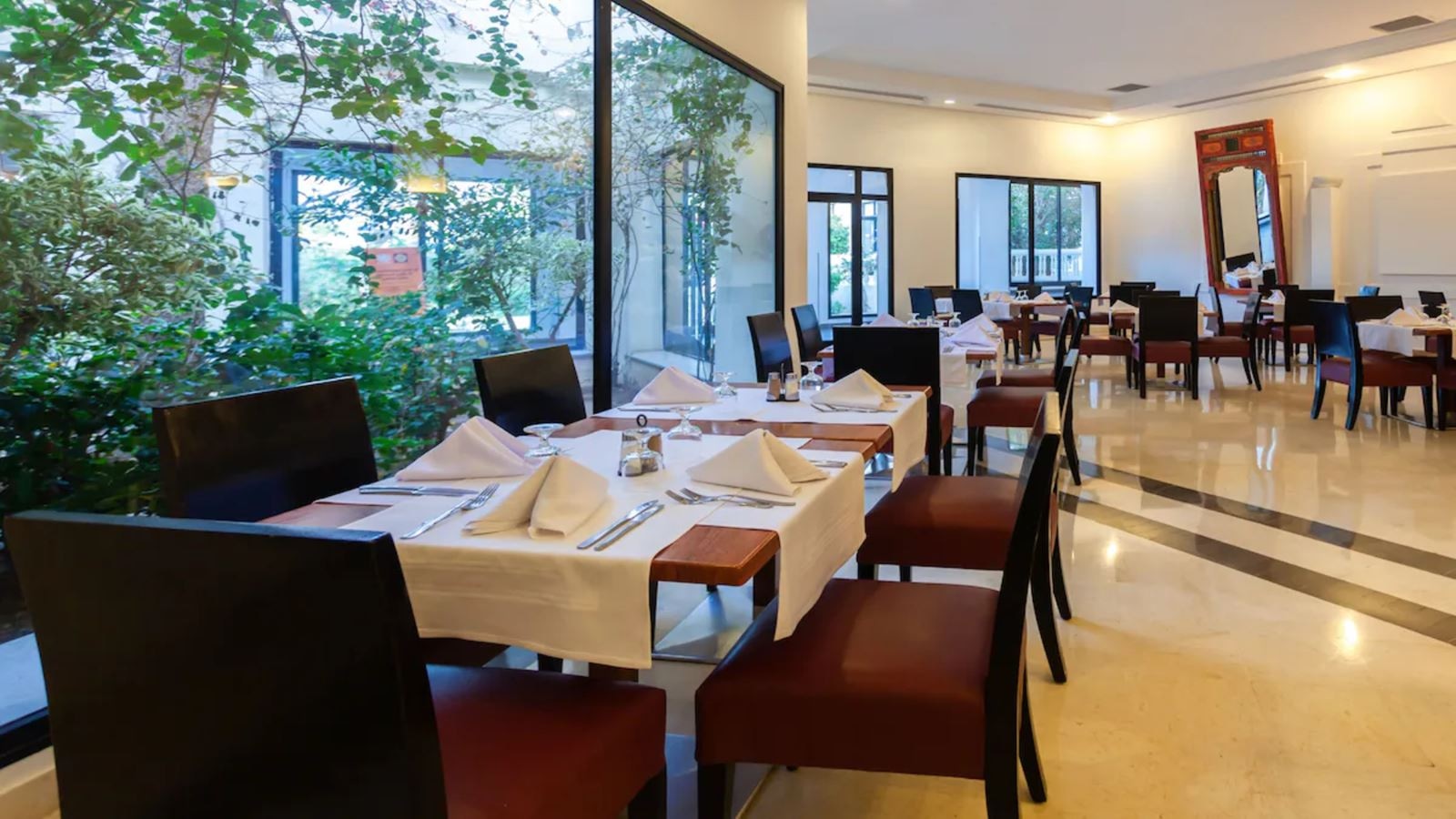 restaurants-restaurants