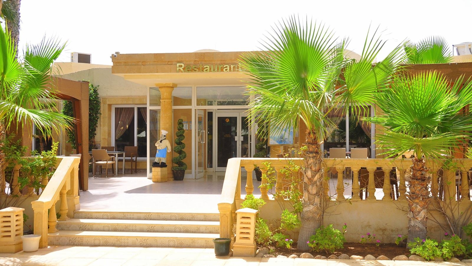 restaurants-la-taverne--main-restaurant