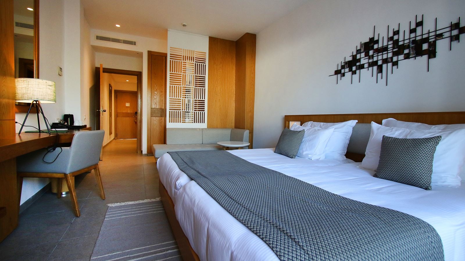 rooms-room-premium-with-terrace