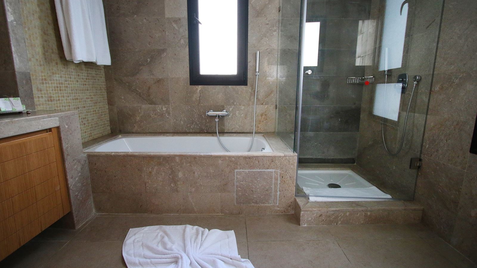 rooms-bungalow-senior