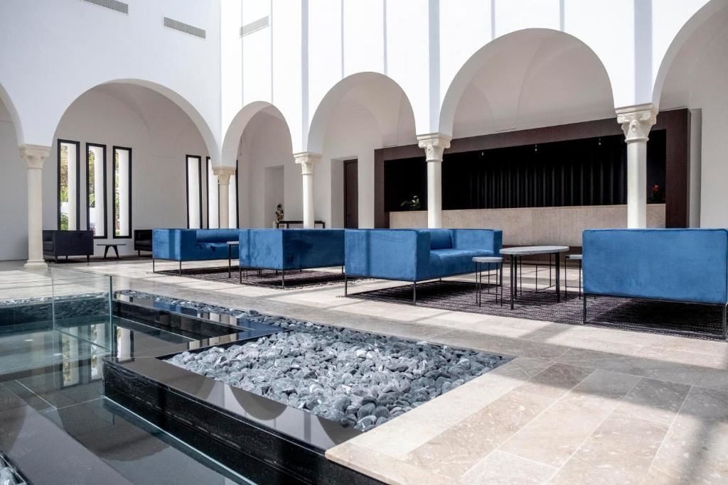 general-main-building