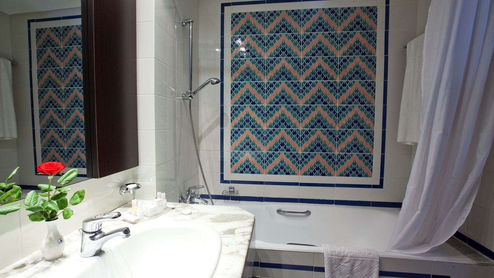 rooms-double-standard-room