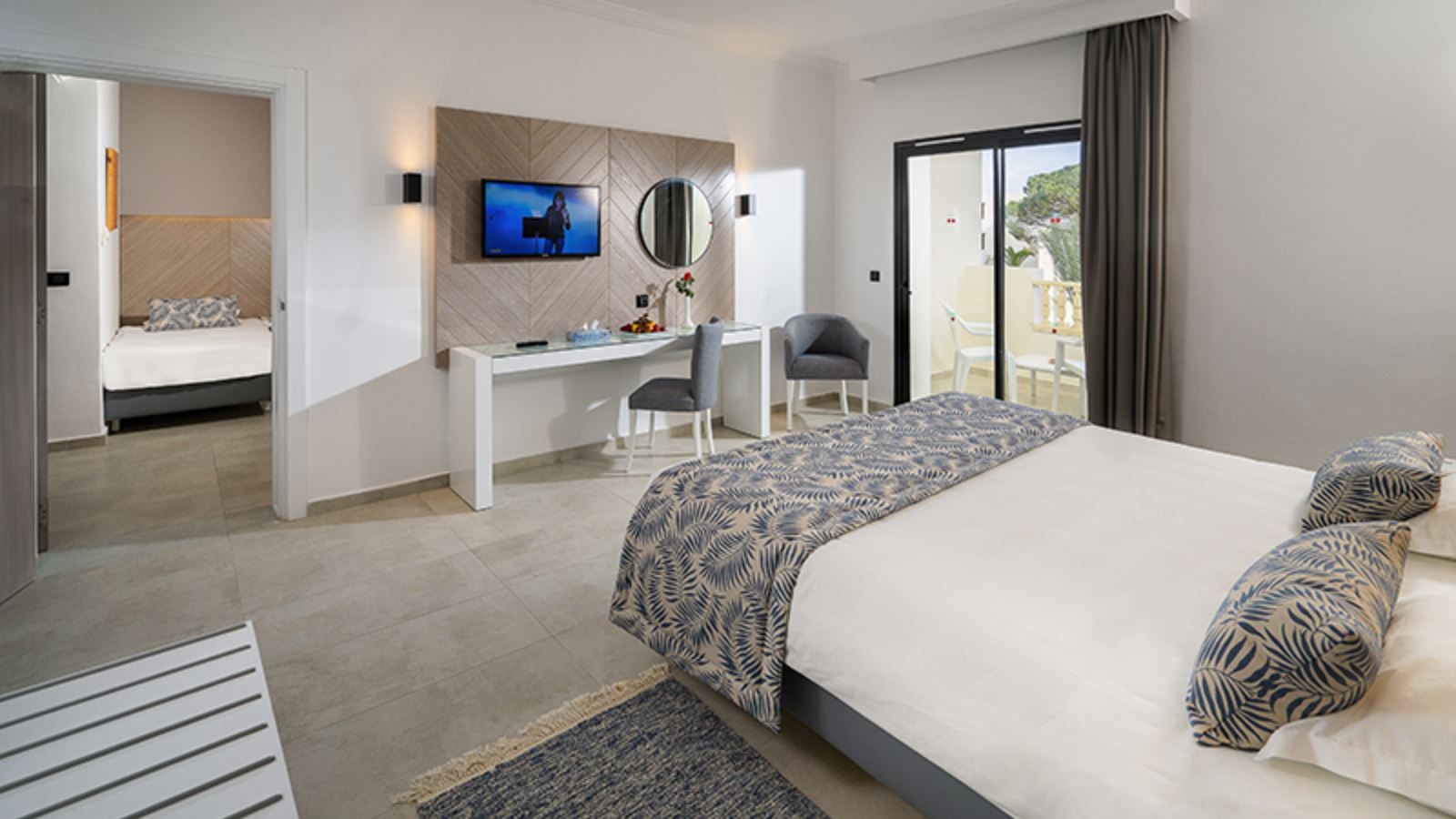 rooms-room-connection-garden-view