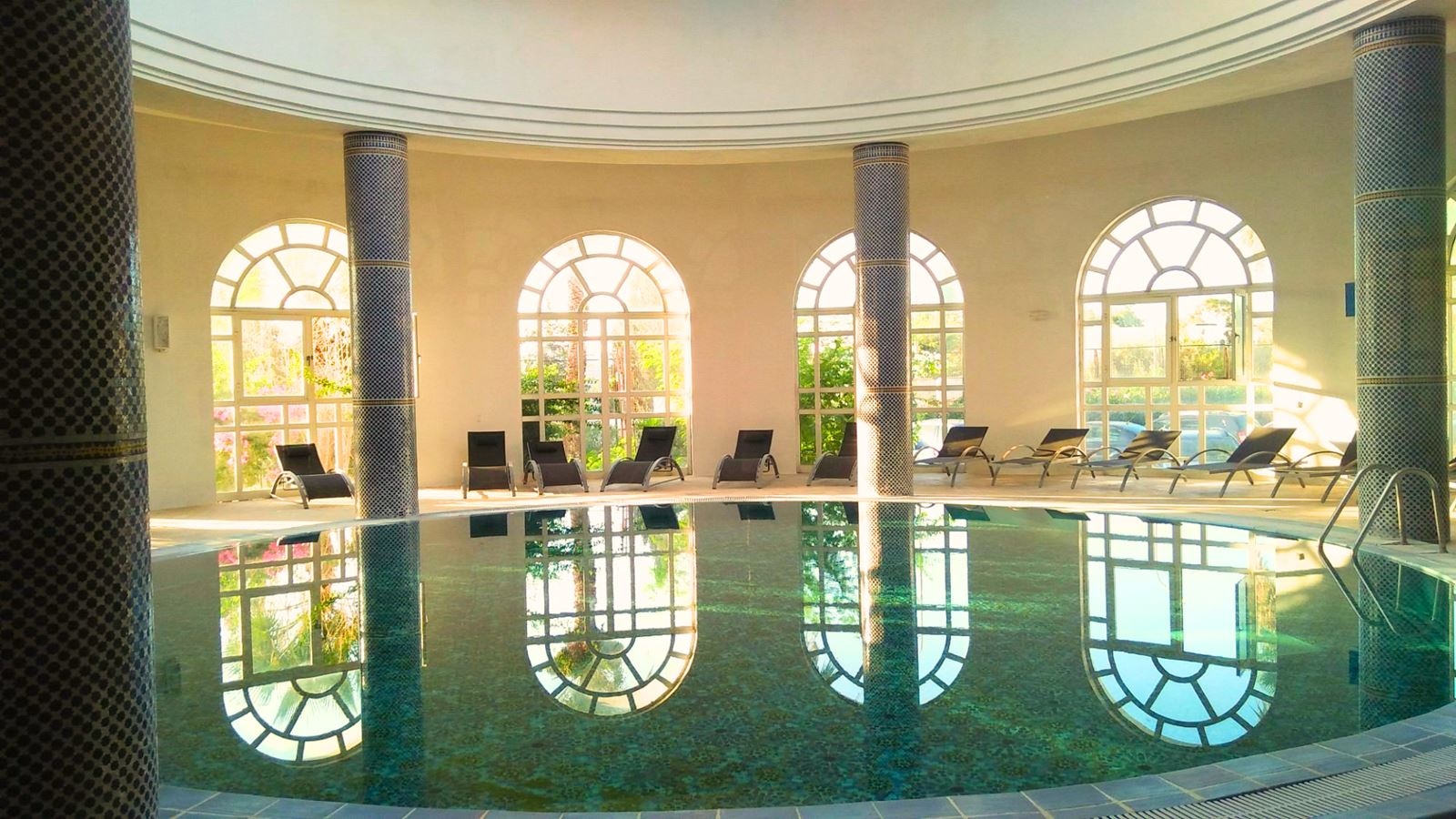 pools-indoor-pool