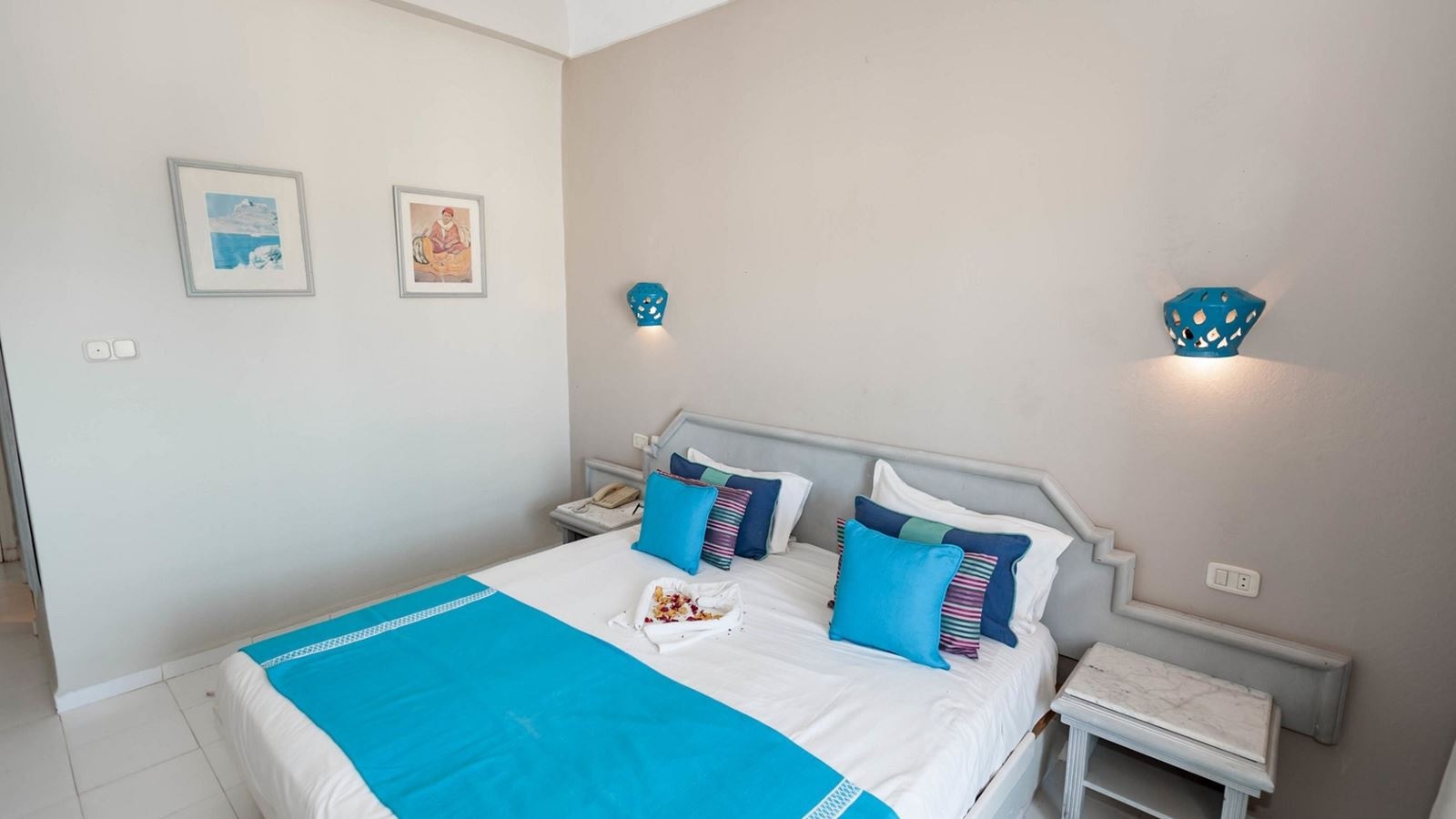 rooms-single-standard-room