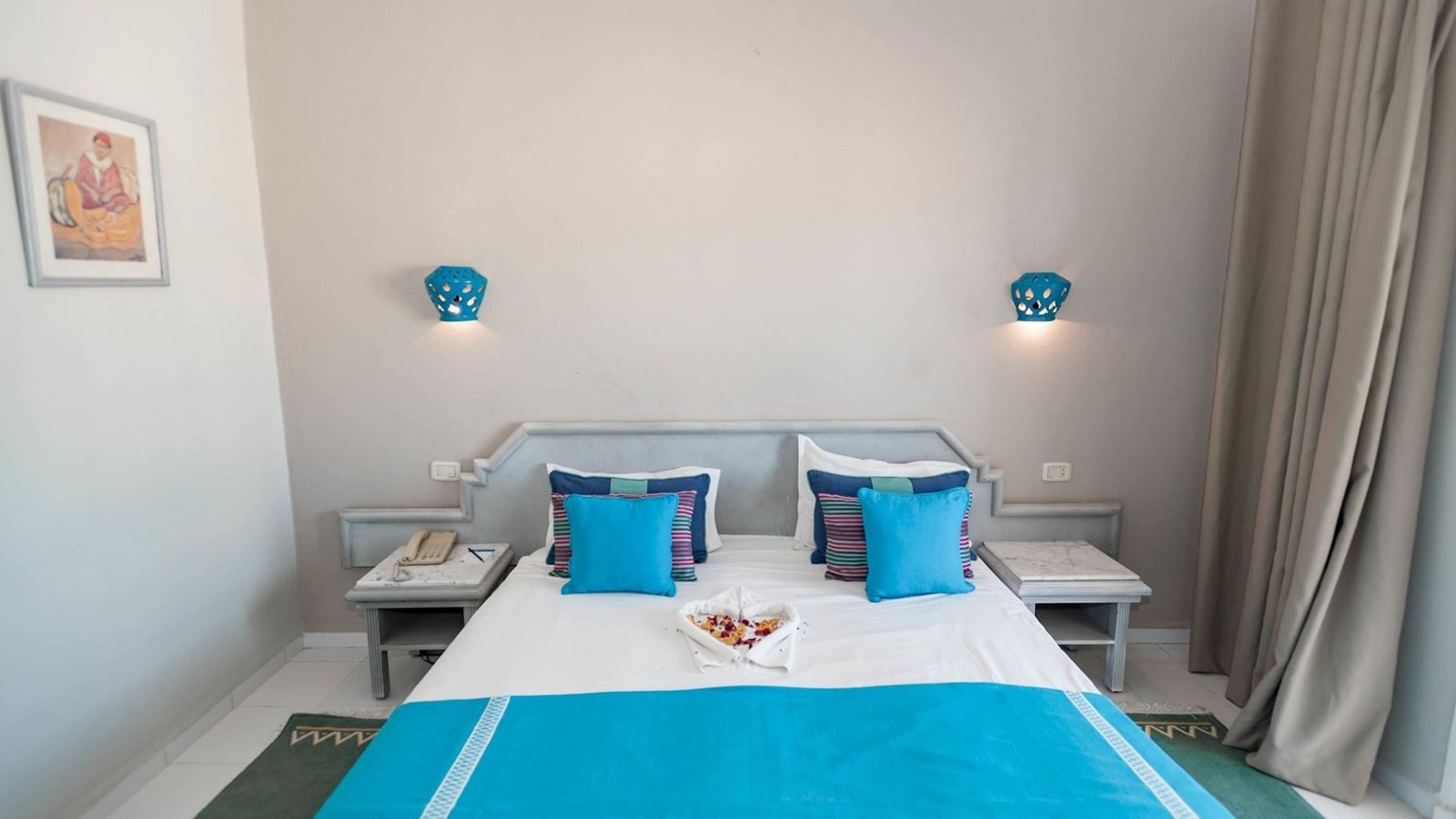 rooms-single-wchild-standard-room