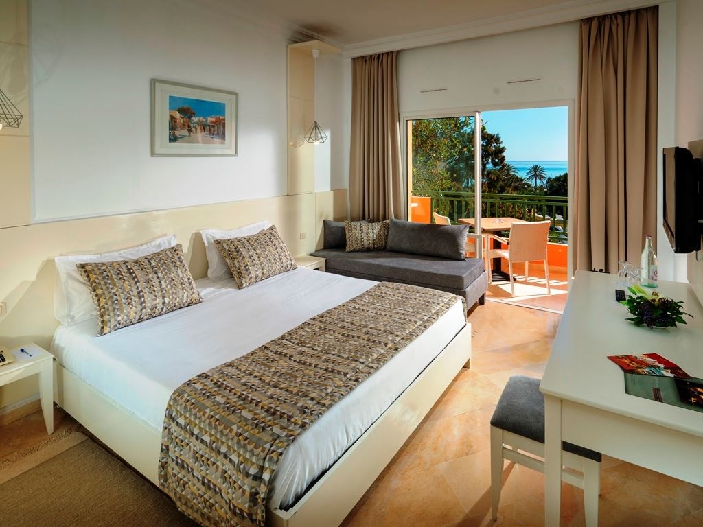 rooms-room-superior-family-2-connecting-rooms