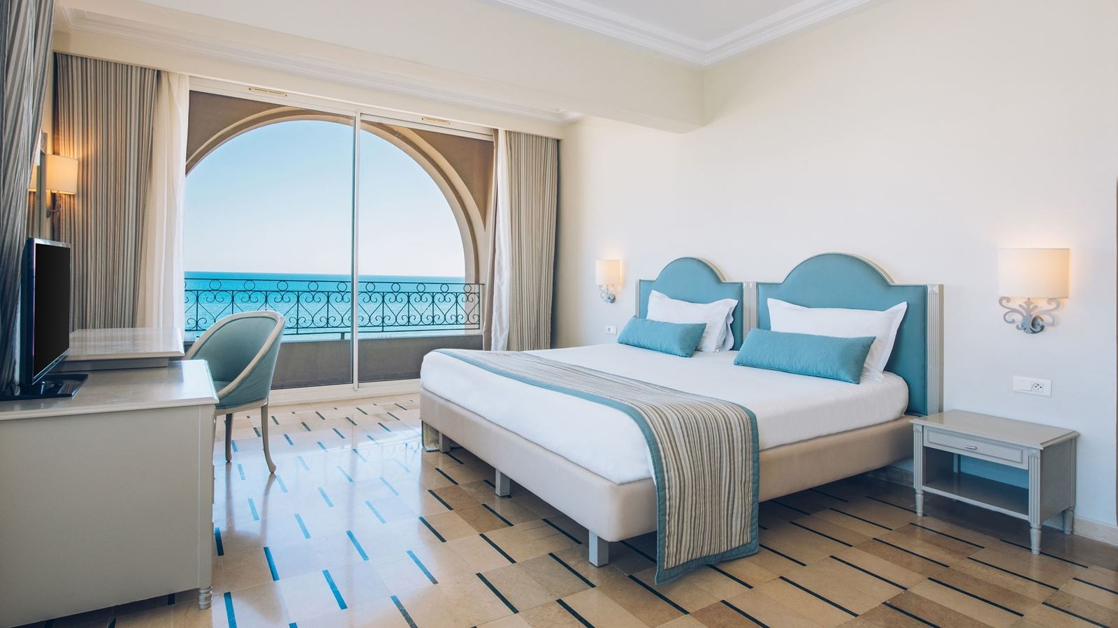 rooms-suite-junior-seaview
