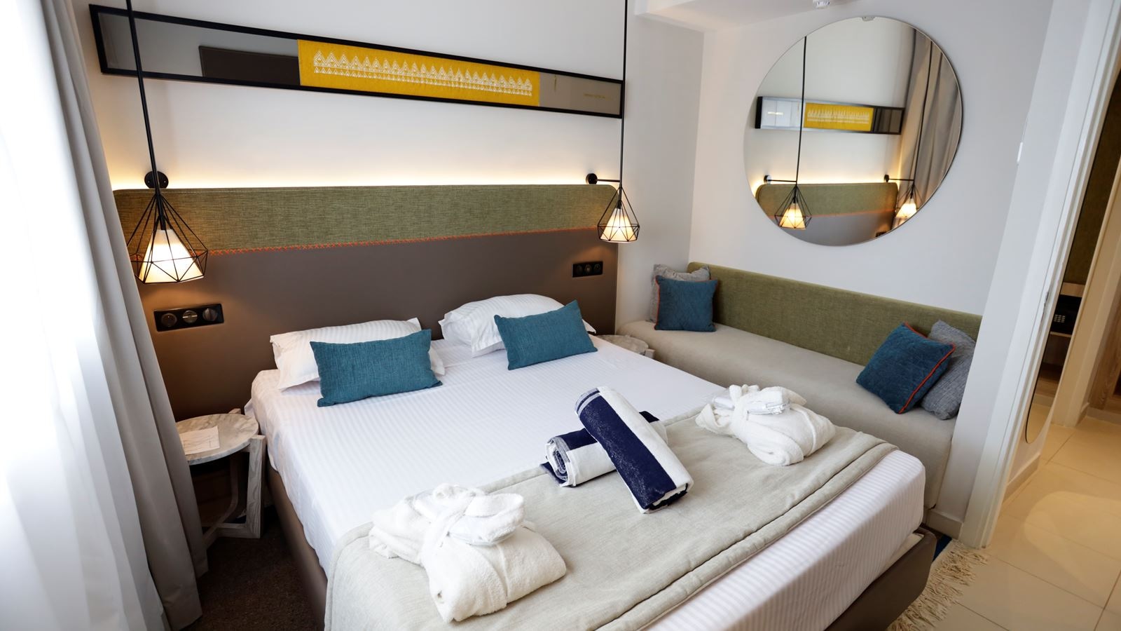 rooms-suite-garden-view