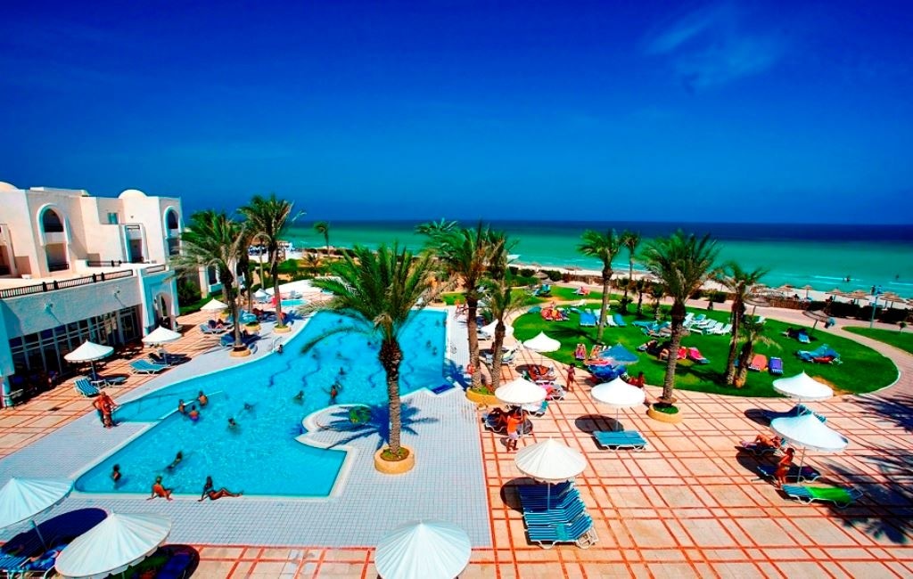 pools-outdoor-pool