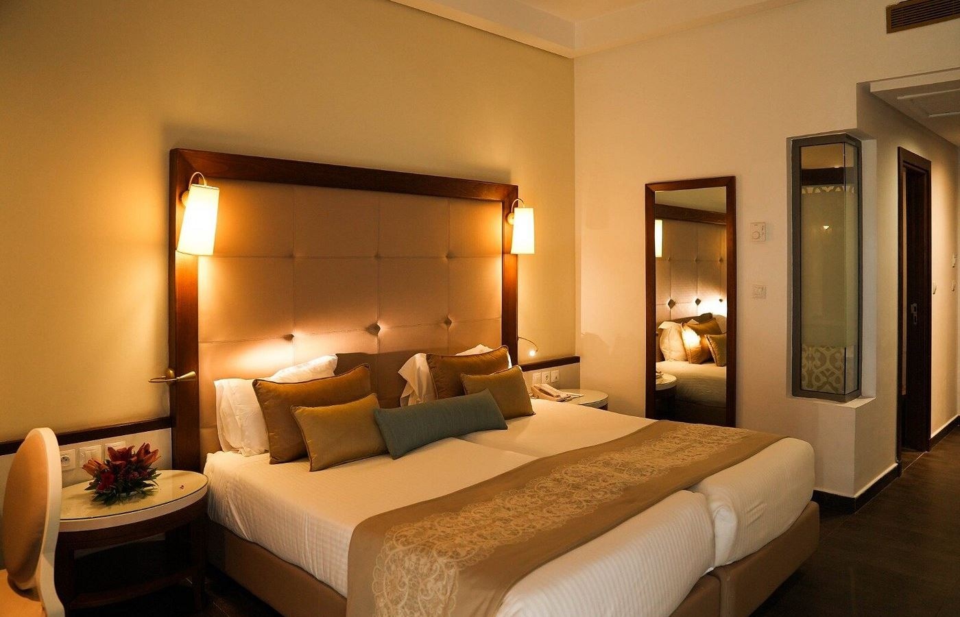 rooms-room-standrad-double-cityview