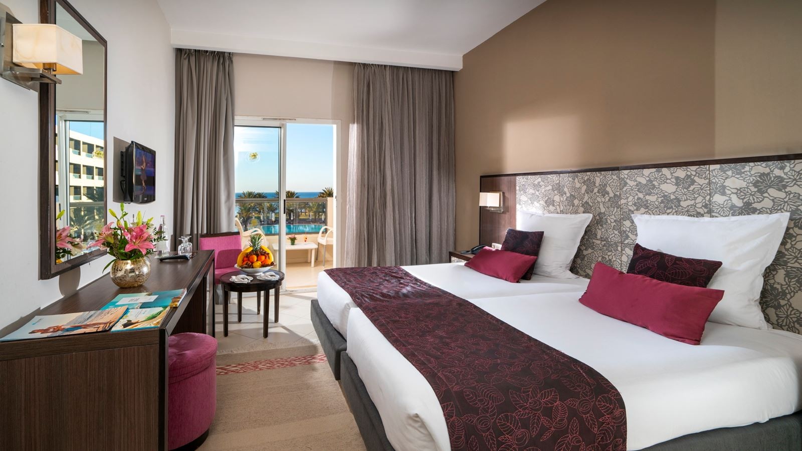 rooms-room-standard-seaview