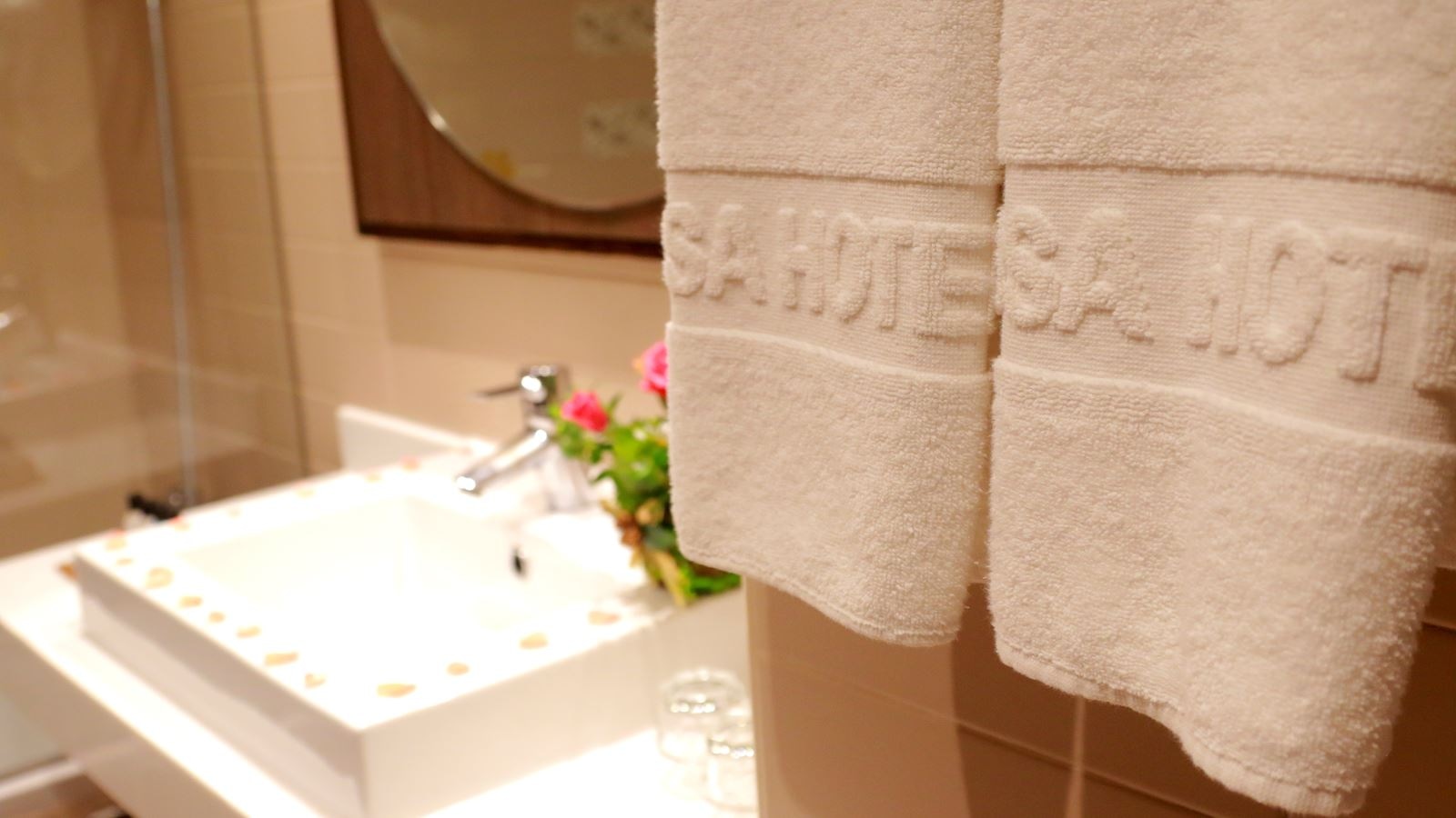 rooms-room-standard-seaview