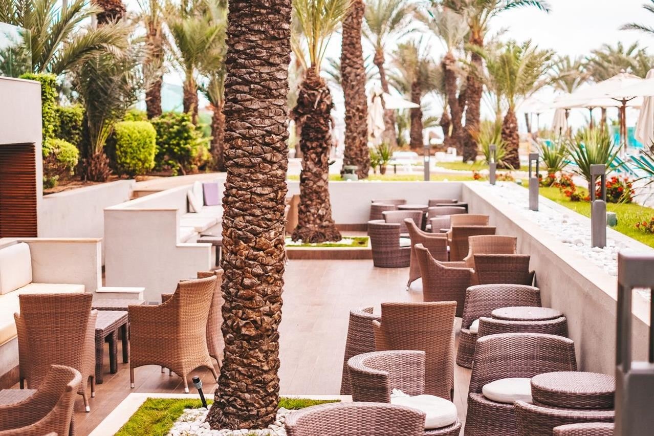 restaurants-snack-bar