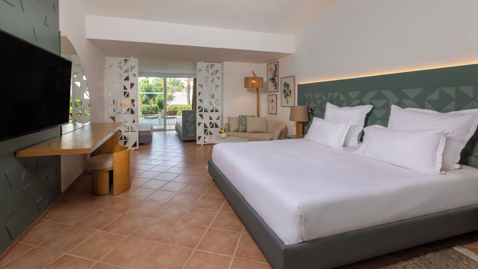 rooms-bungalow-deluxe-gardenside