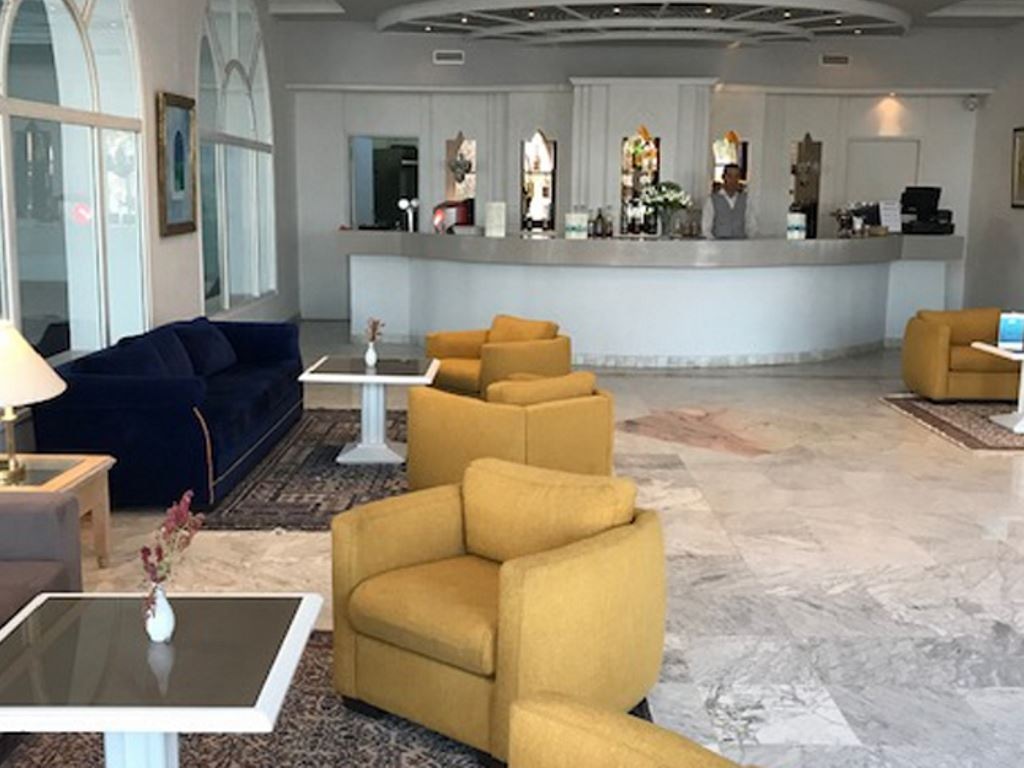 bars-looby-bar--blue