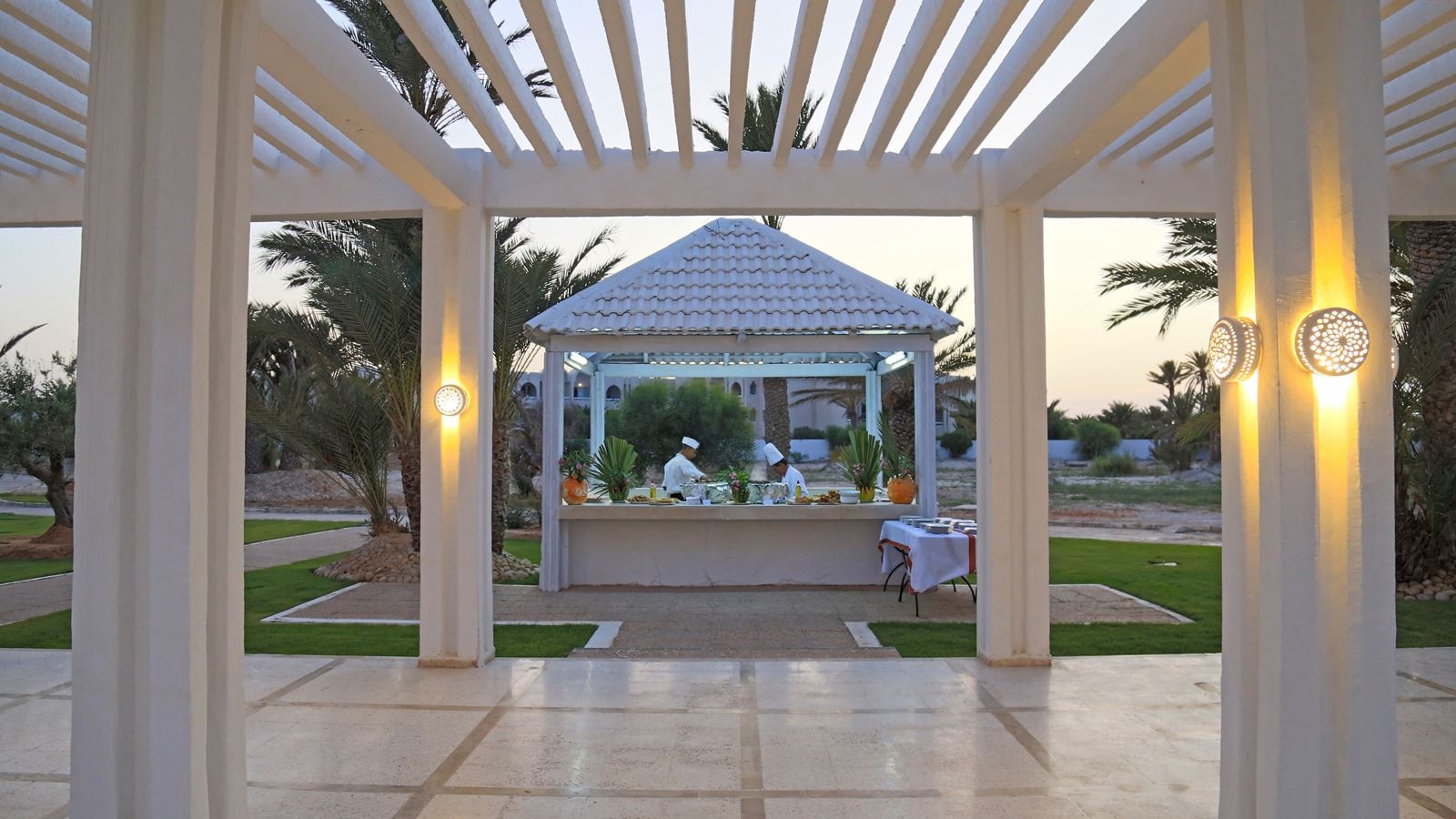 restaurants-main-restaurant--el-menzel