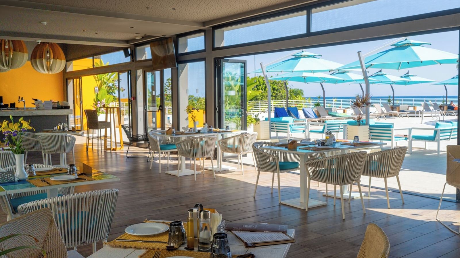 restaurants-blu-moon