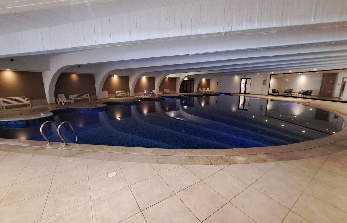 pools-indoor-pool