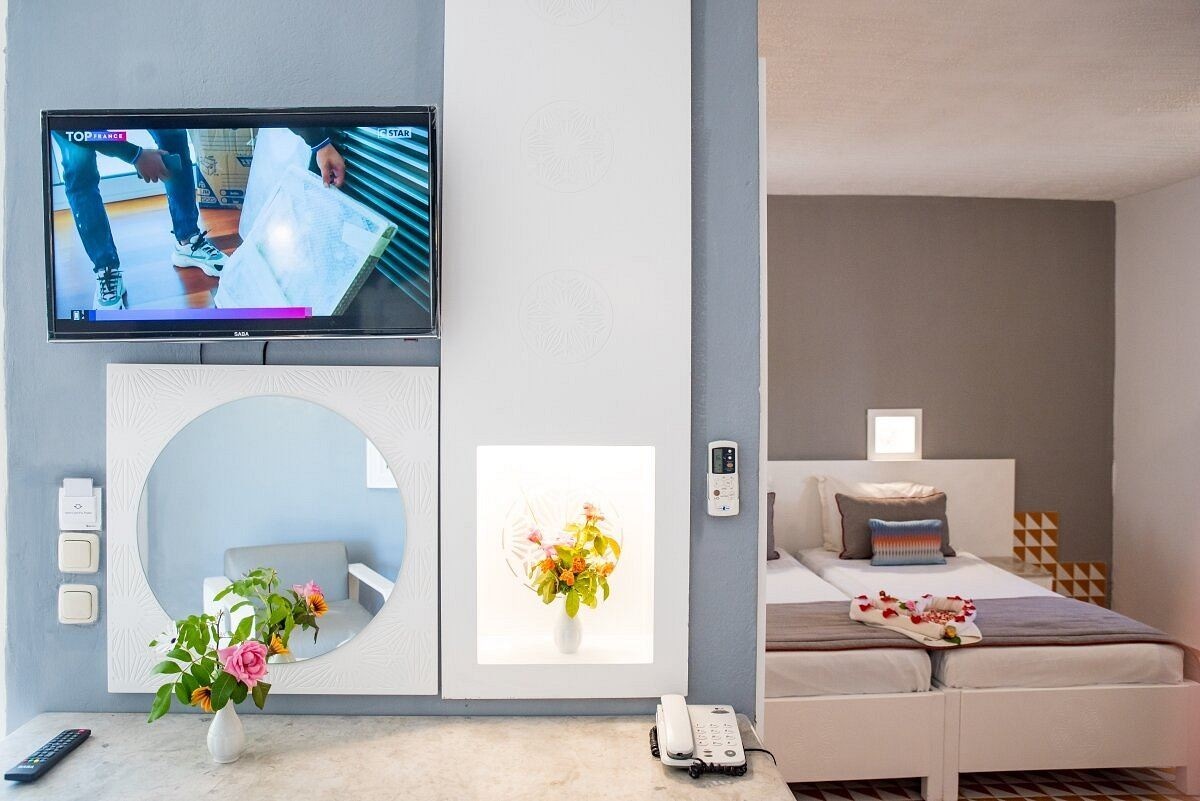 rooms-quadruple-room