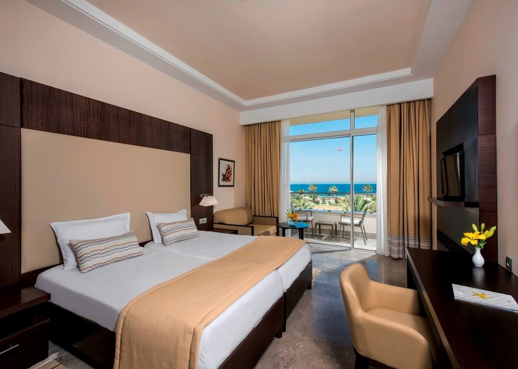 rooms-room-double-star-prestige-sea-view