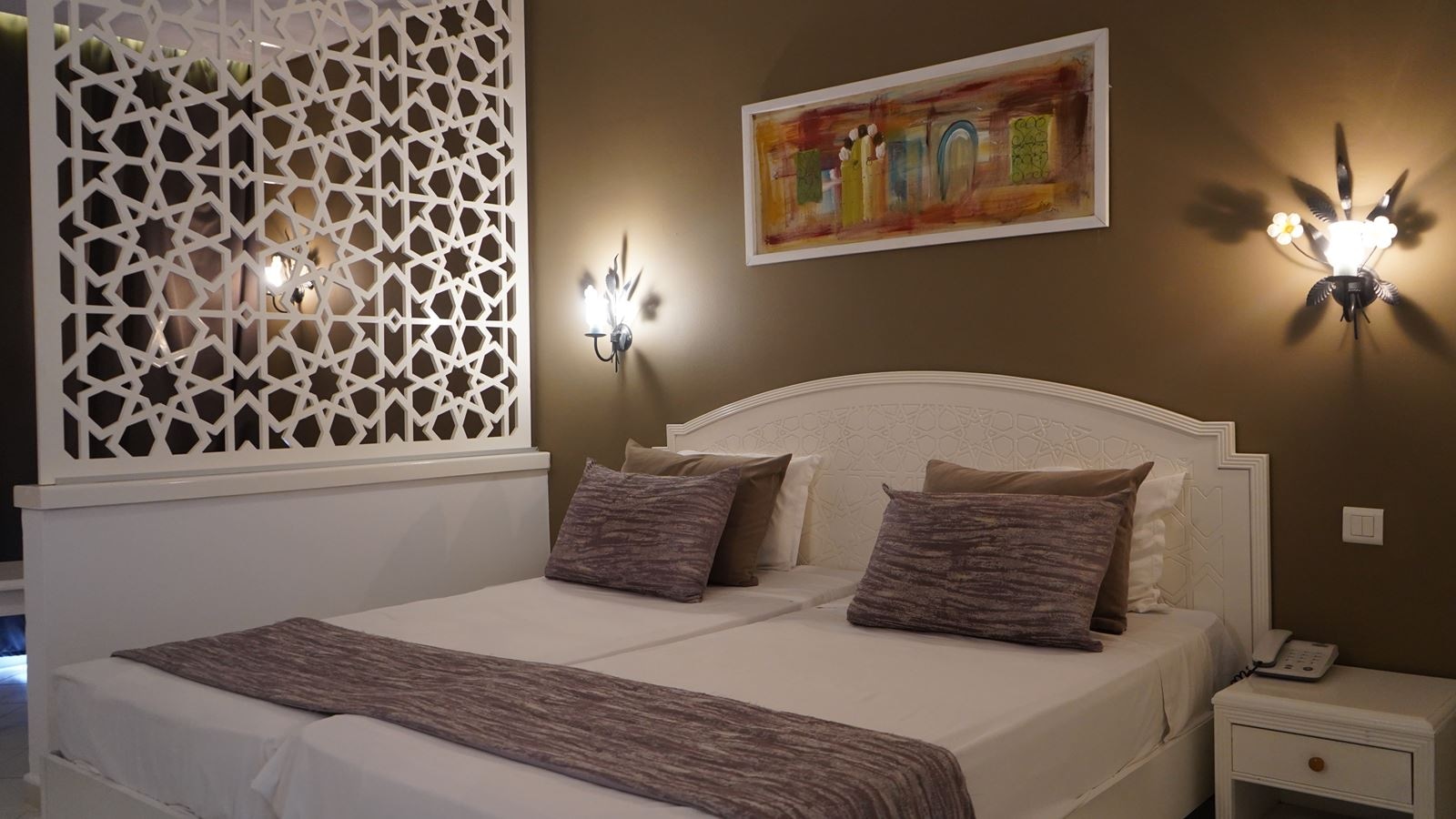 rooms-room-standard-triple