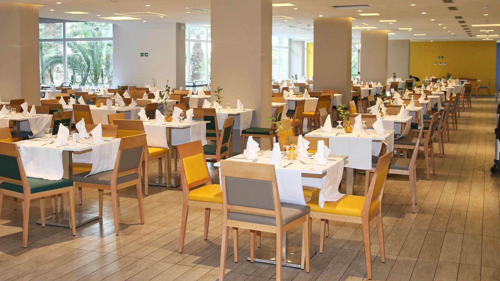 restaurants-main-restaurant