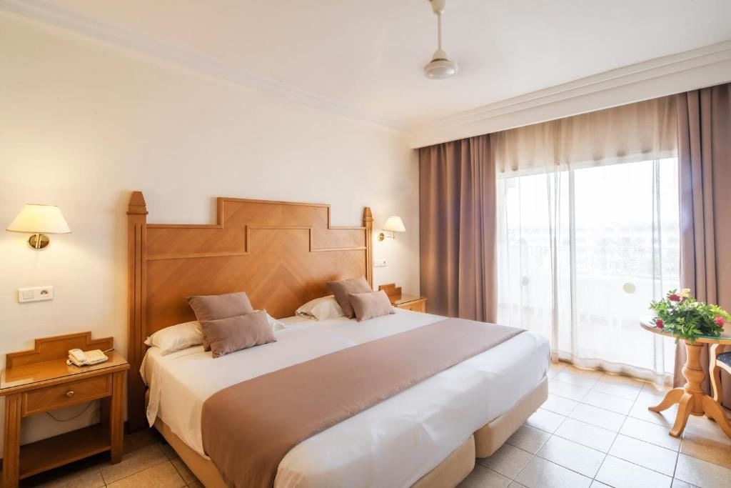 rooms-standard-room-seaview