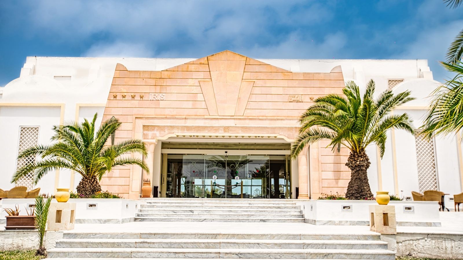 general-main-building