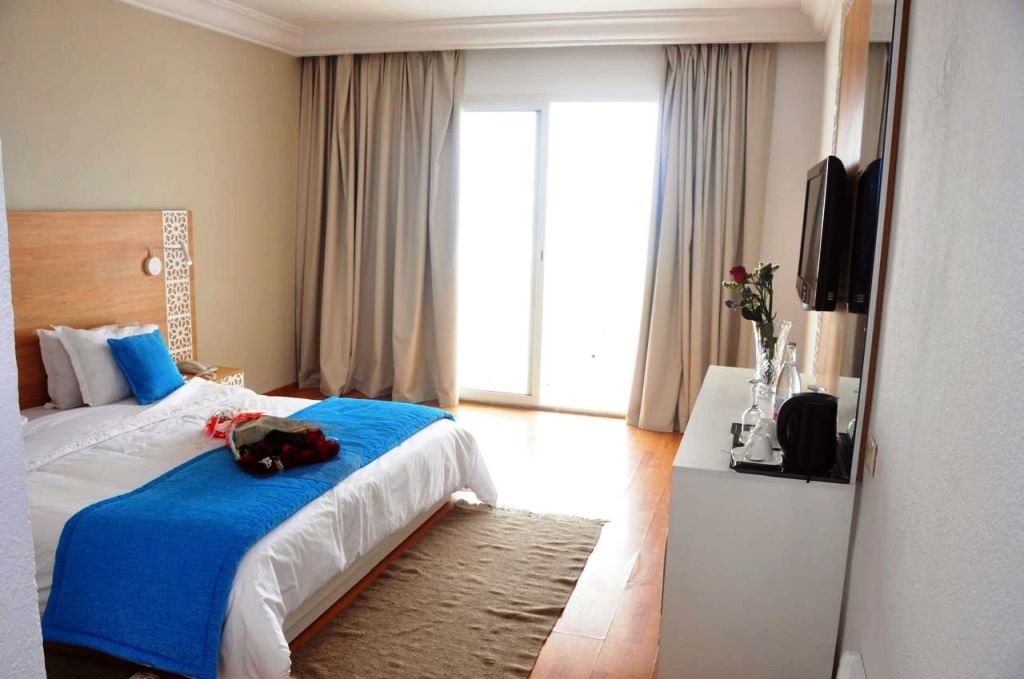 rooms-single-room-sea-view