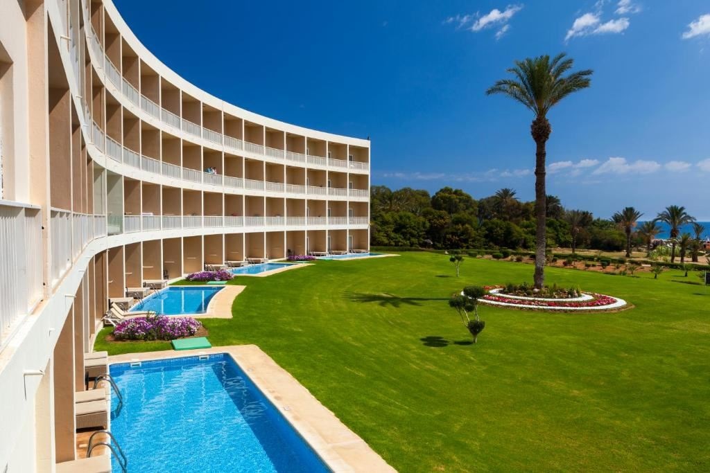 general-main-building