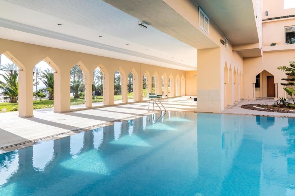 pools-indoor-pool