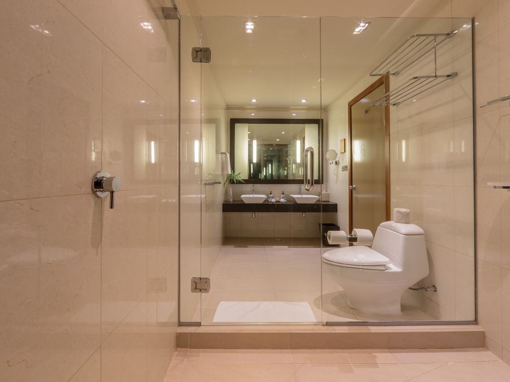 rooms-jacuzzi-beach-villa